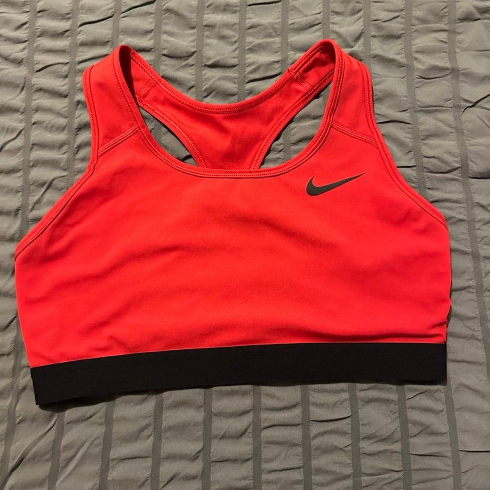 Woman’s Driving-Fit Nike Red Sports Bra (Size Large)